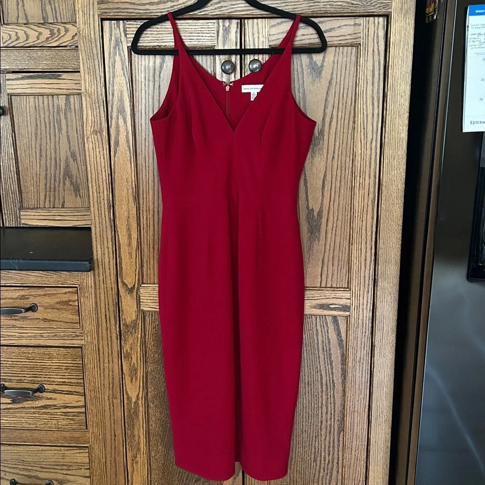 DRESS THE POPULATION Lyla Crepe Cocktail Midi Dress in Red - Picture 2 of 7